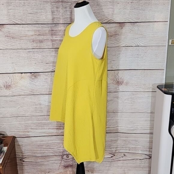 NWT Alfani Yellow Asymmetrical Sleeveless Top Size 1X - Picture 4 of 16